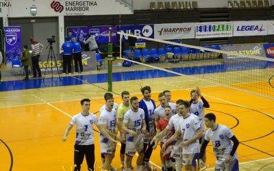 Mladost imajo v dlaneh