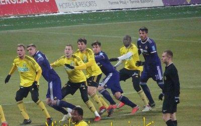 Prijateljska s Karvino brez golov