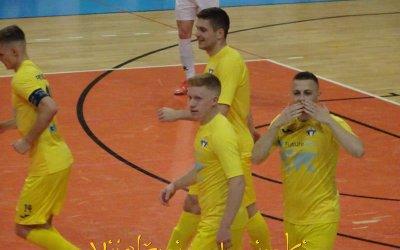 Le še korak do futsal finala